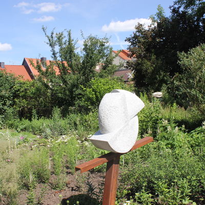 Skulptur im Wei�en Garten