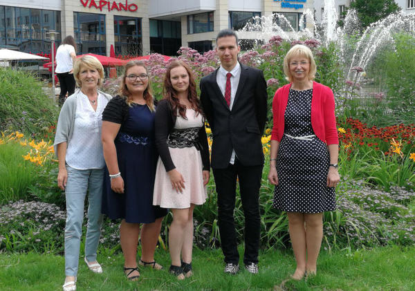 Von links: Marlies Berger, Gina-Marie Kraft, Emily Thiel, Tom Prein und Sabine Wendler.