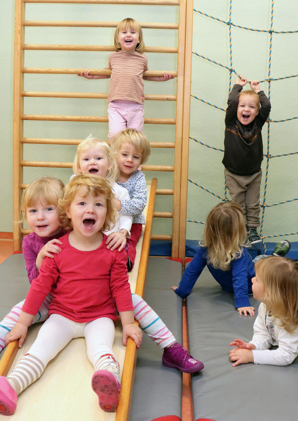 Kinder der Kita Birkenwäldchen in Satuelle. In dem Ortsteil wurde ein Bevölkerungsplus von 11 Personen registriert.