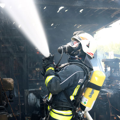 Schuppenbrand Bornsche Stra&szlig;e 97b _ 2 
