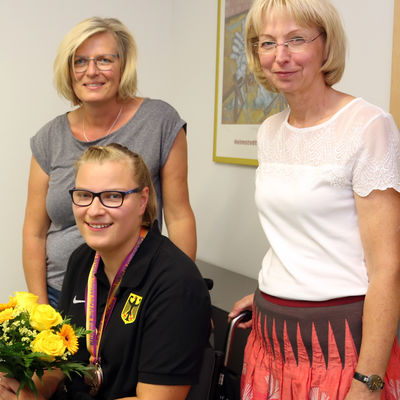 Hanna Wichmann Eintrag ins Ehrenbuch der Stadt 