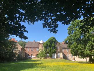 Bodendorf Schloss Gartenseite