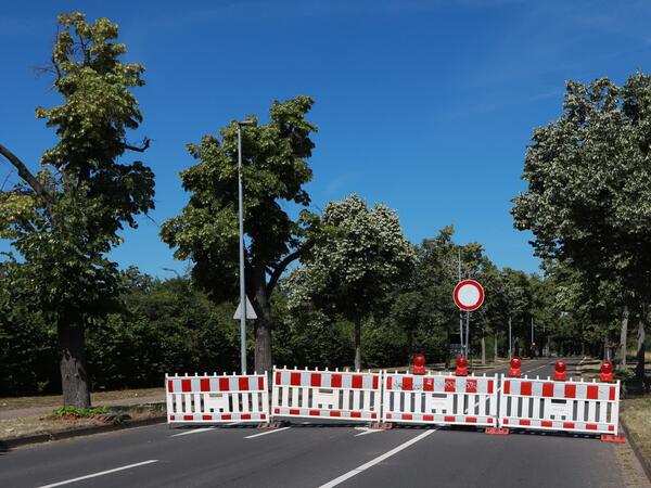 Sperrung Magdeburger Straße